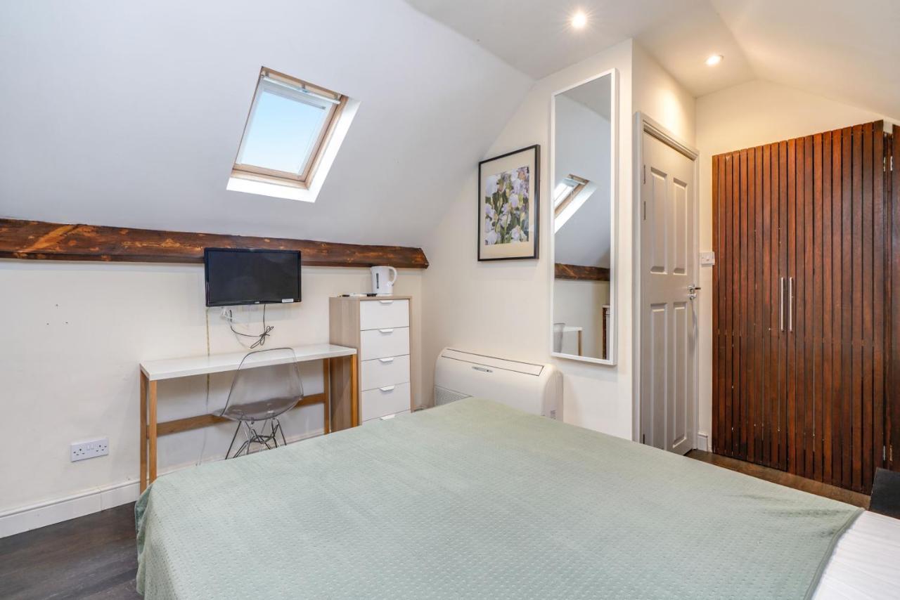 Quiet Double Studio Flat Apartment London Ngoại thất bức ảnh